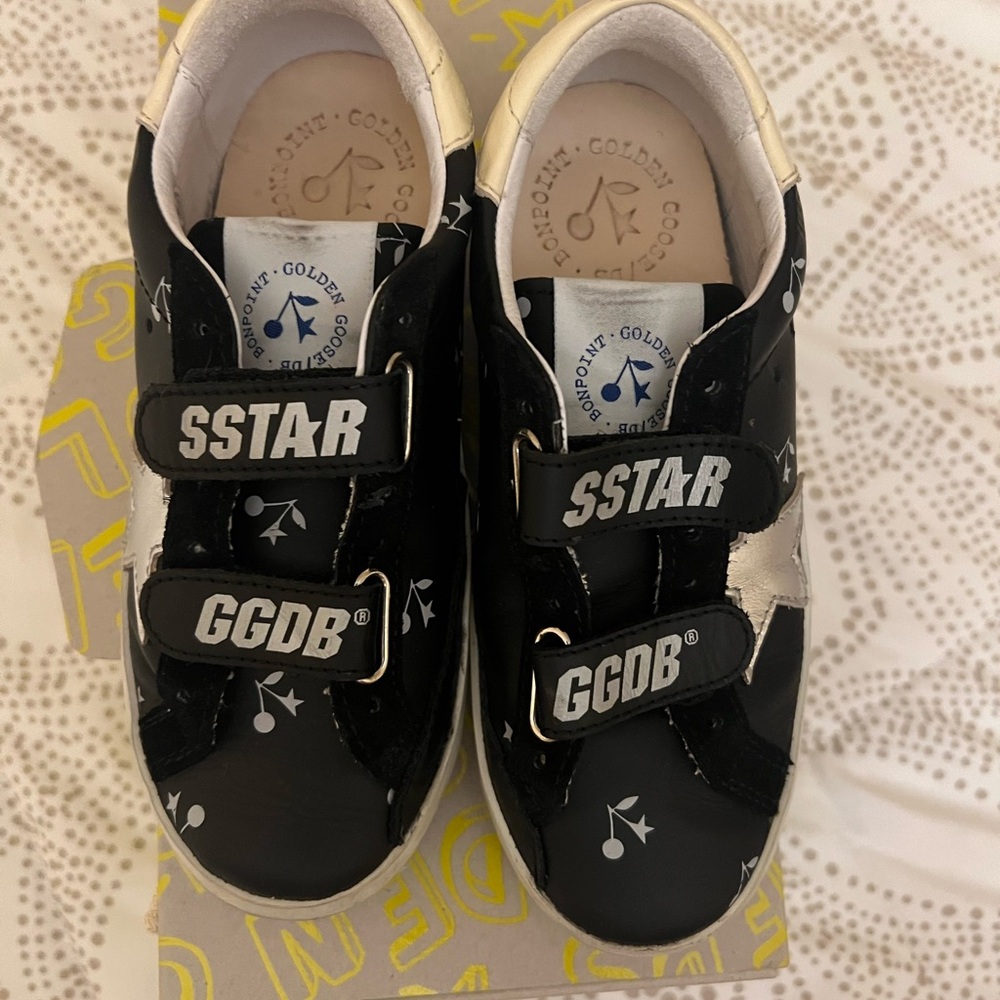 Golden Goose Cherry print leather upper laminate star